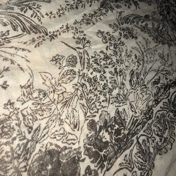 Scarf/wrap - Picture 3 of 6